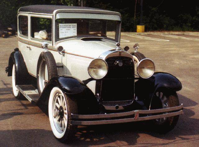 1929 Whippet Coach - America