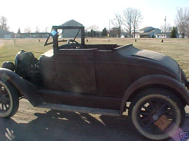 1928 Whippet Cabriolet Coupe - America