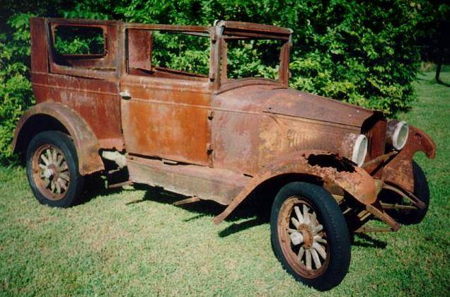 1928 Whippet Coach - America