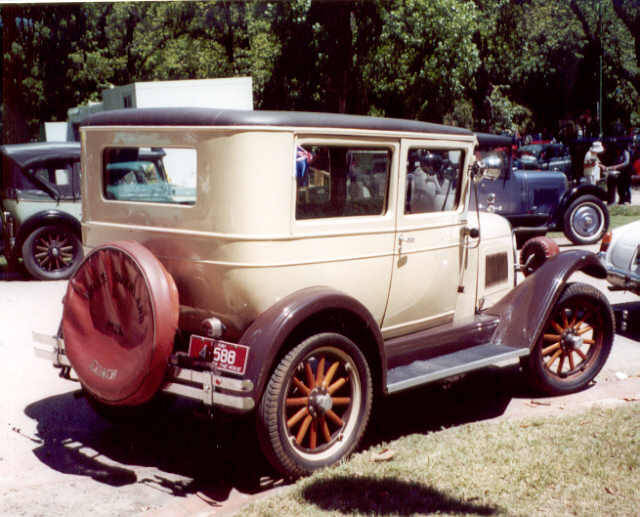 1926 Overland Whippet Coach - Australia