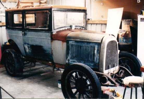 1928 Whippet Coach (Holden Body) - Australia