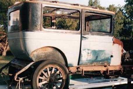 1928 Whippet Coach (Holden Body) - Australia