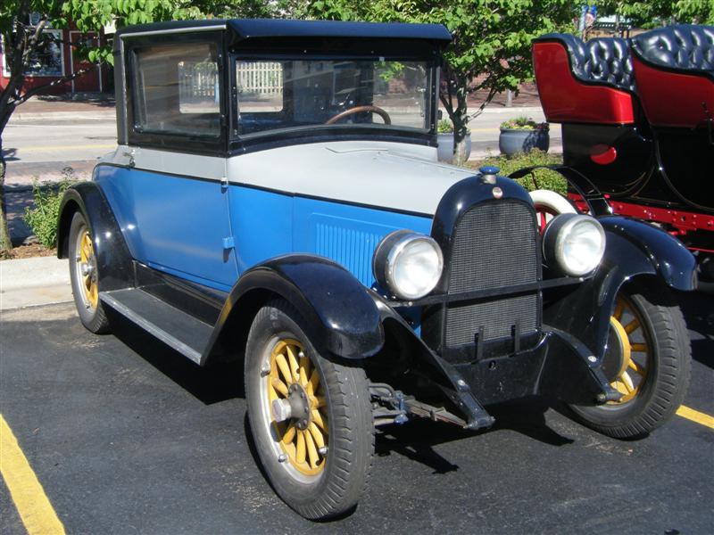 1928 Whippet Model 96 Coupe - America