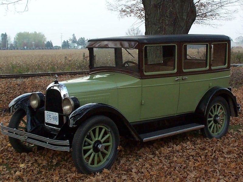 1928 Whippet Sedan - Canada