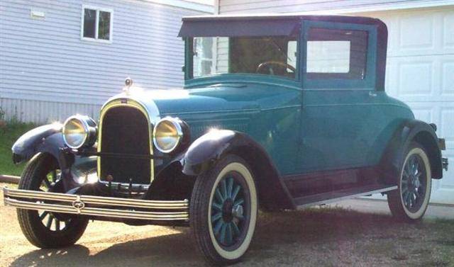 1928 Whippet Model 98 Coupe - America