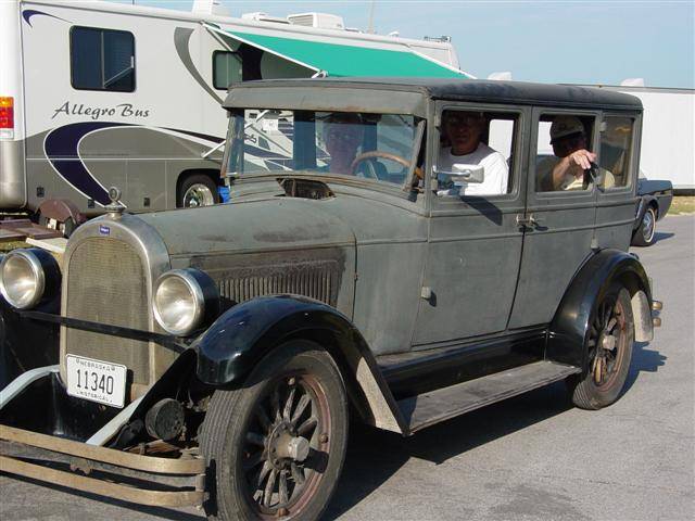 1928 Whippet Sedan - America