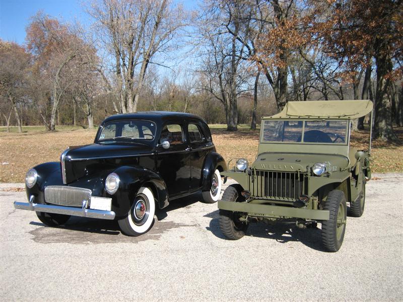 1941 Model MA Jeep and 1941 Willys Model 441 Americar - America