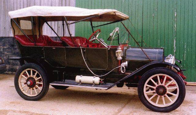 1913 Overland Model 69 - America