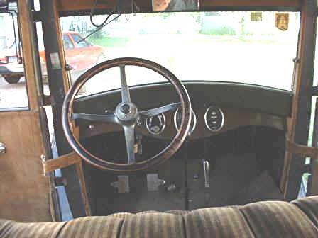 1926 Overland Model 93 Sedan - America