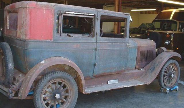 1926 Overland Model 93 Coach - Canada