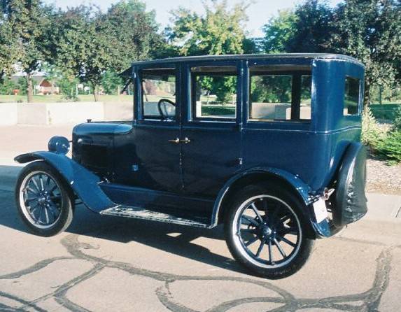 1924 Overland Model 91A Sedan - America