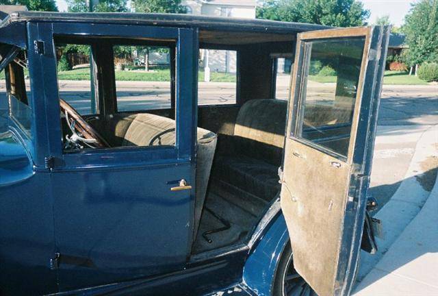 1924 Overland Model 91A Sedan - America