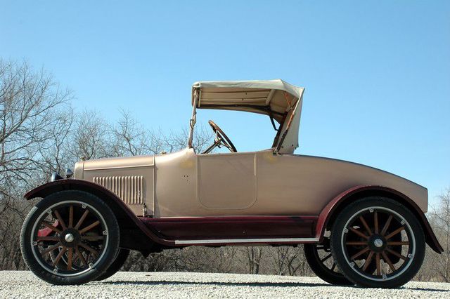 1922 Overland Model 4 - America