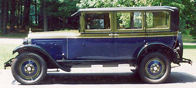 1925 Overland Model 93 Deluxe Sedan - America