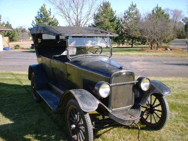 1924 Overland Touring Model 91 - America