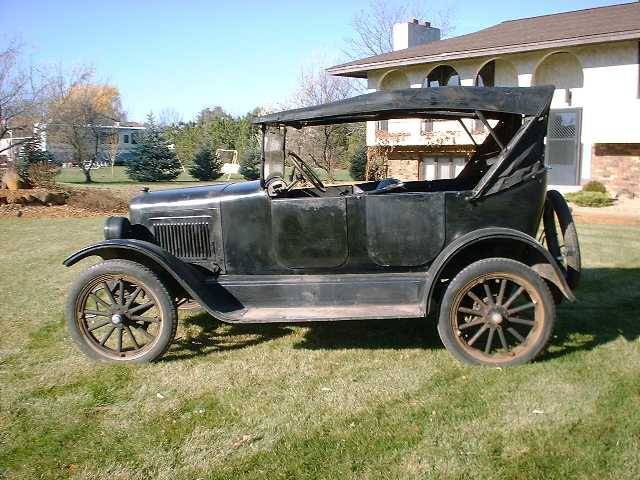 1924 Overland Touring Model 91 - America