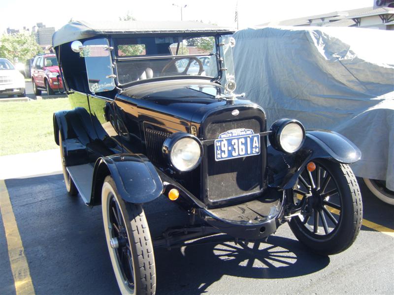 1924 Overland Touring Model 91 - America