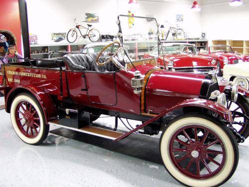 1913 Overland Model 69 - America