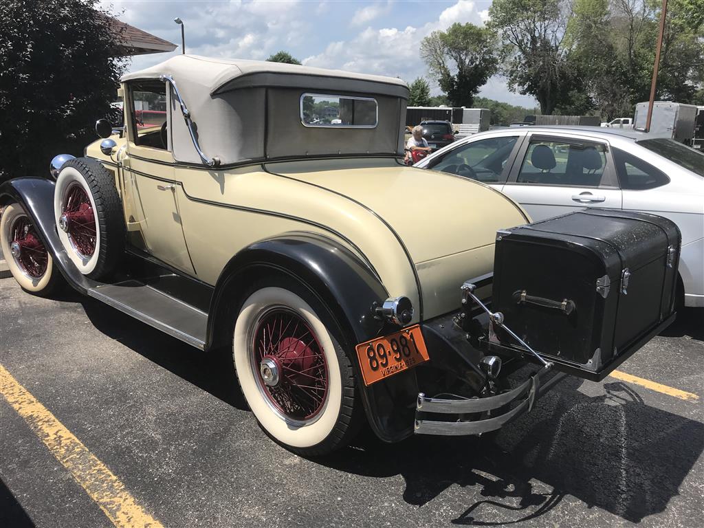 1929 Stearns Knight M - America