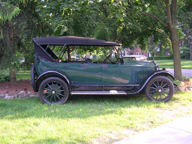 1919 Stearns Knight 7 Passenger Touring Model L4 - America