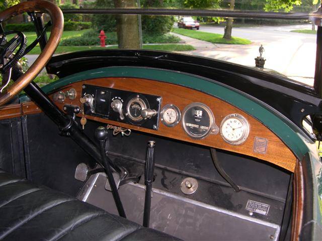 1919 Stearns Knight 7 Passenger Touring Model L4 - America