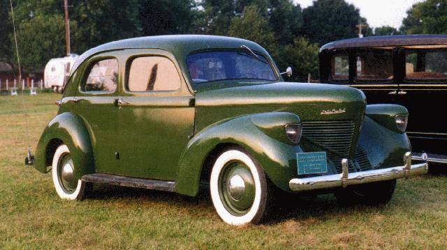 1939 Overland Sedan Model 39 - America