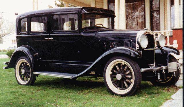 1930 Willys Sedan Model 98B - America