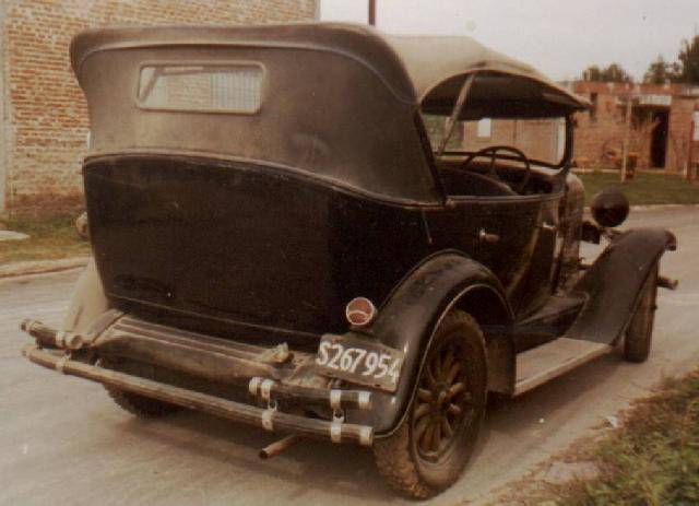 1931 Willys Touring Model 97 - Argentina