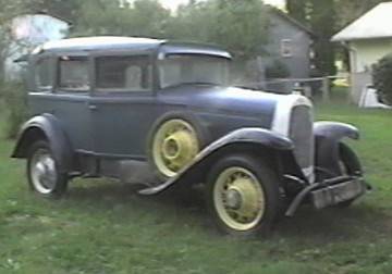 1930 Willys Sedan Model 98B - America