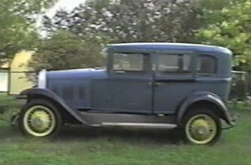 1930 Willys Sedan Model 98B - America