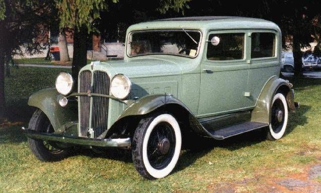 1933 Willys Coach Model 6-90A - America