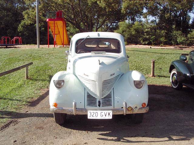 1939 Overland Model 39 Sedan (Holden Bodied) - Australia