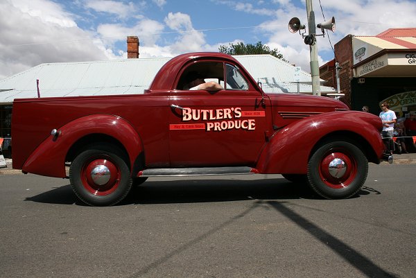 1938 Willys Coupe Utility Model 38 (Holden Body) - Australia