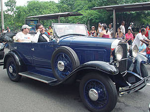 1930 Willys Touring Model 98B - Columbia