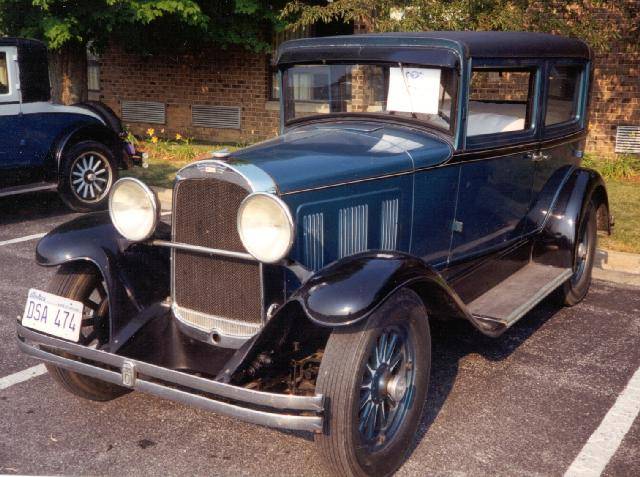 1930 Willys Sedan Model 98B - America