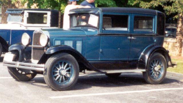 1930 Willys Sedan Model 98B - America