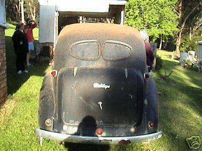 1939 Overland Model 39 Sedan (Holden Bodied) - Australia