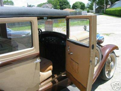 1930 Willys Sedan Model 98B - America