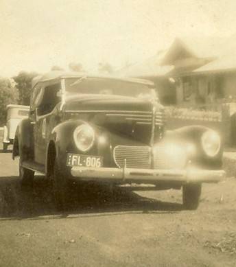 1940 Willys 440 Sports Touring (Flood Bodied) - Australia