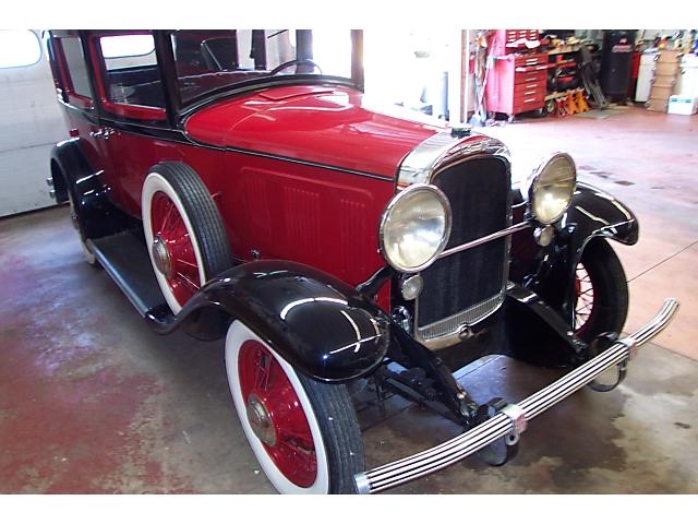 1930 Willys Sedan Model 98B - USA