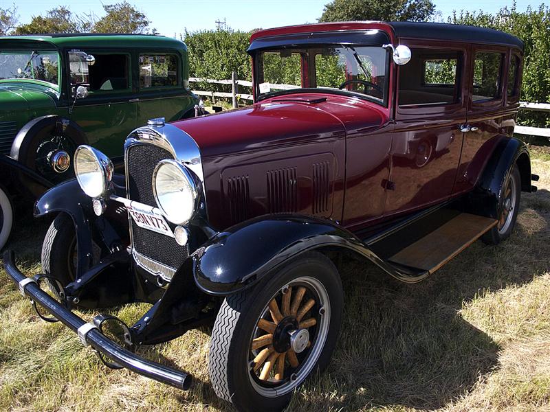 1930 Willys Sedan Model 98B - USA