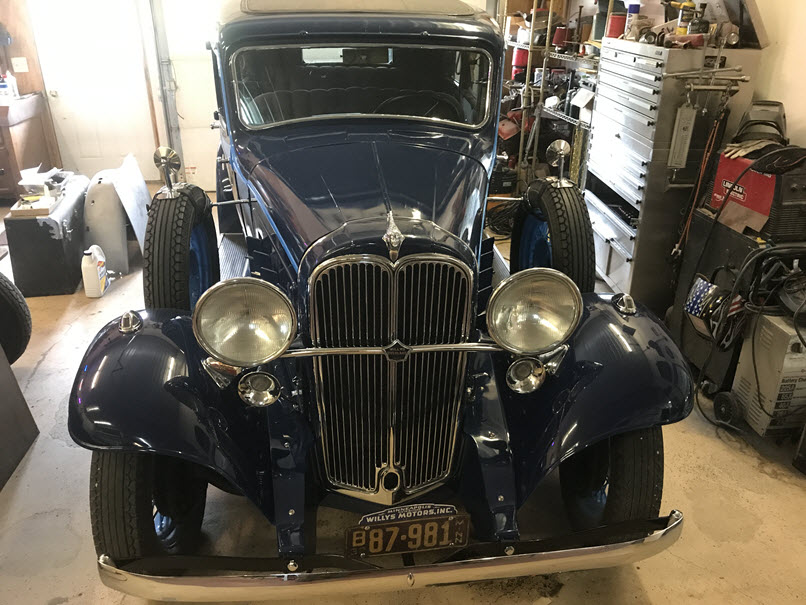 1933 Willys Sedan Model 6-90A - America