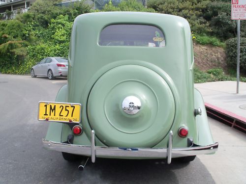 1936 Willys Sedan - America