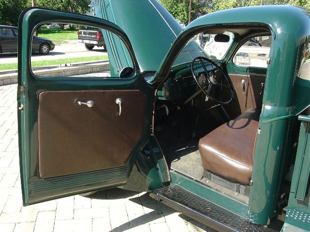 1939 Willys Pickup Model 48 - America