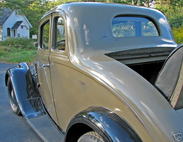 1933 Willys Coupe - America