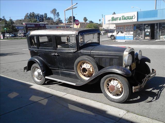 1930 Willys Sedan Model 98B - USA