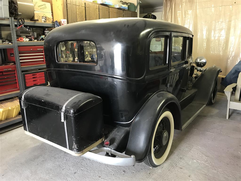 1933 Willys Sedan Model 6-90A - America