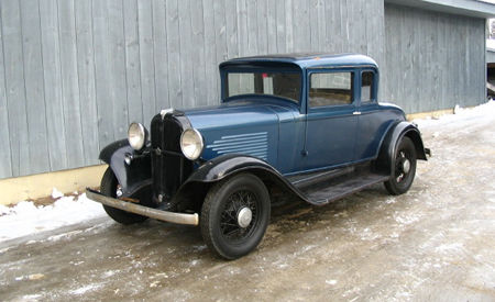 1932 Willys Coupe Model 6-90 - America