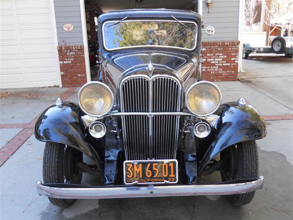 1933 Willys Sedan Model 6-90A - America