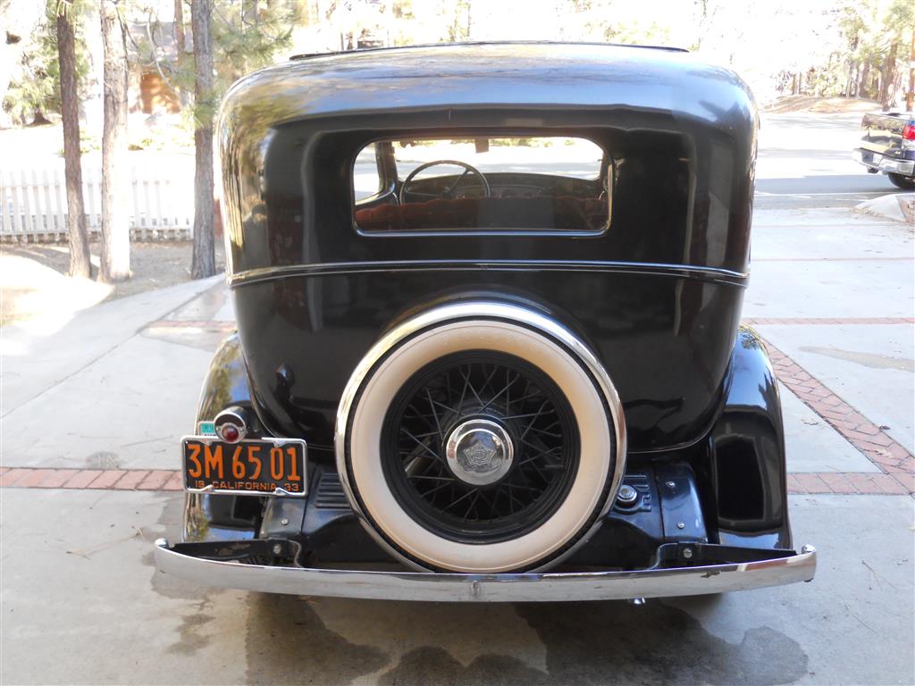 1933 Willys Sedan Model 6-90A - America